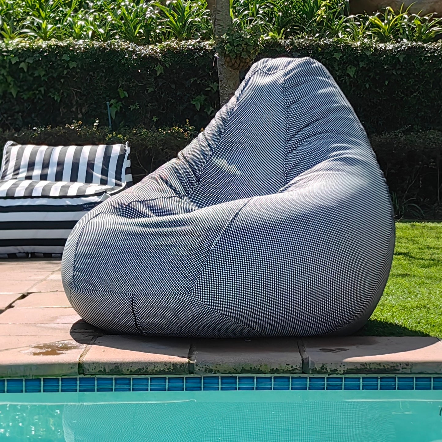 "Outdoor SLADE" Beanbag