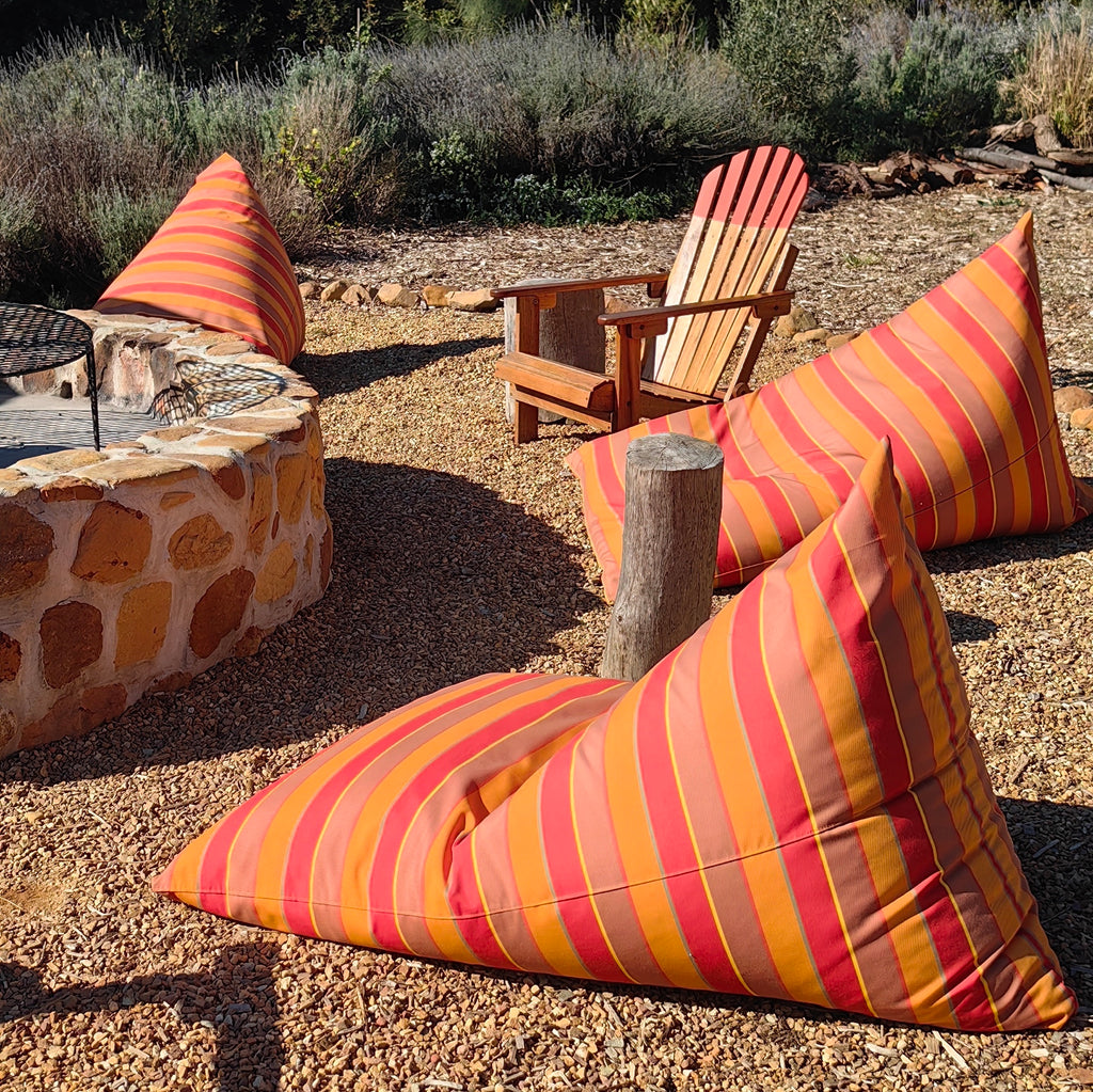Outdoor Teardrop Beanbags