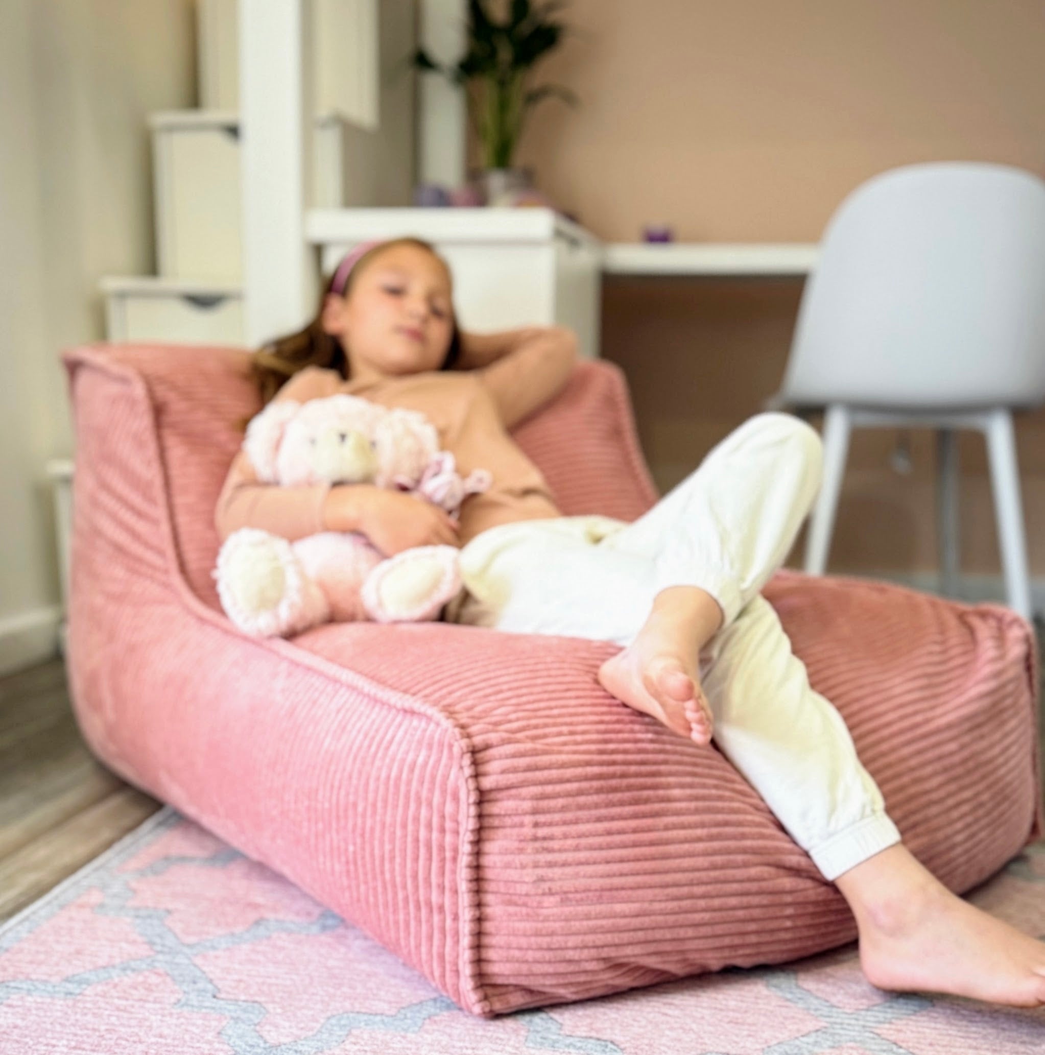 Kiddie Loungers - Indoors