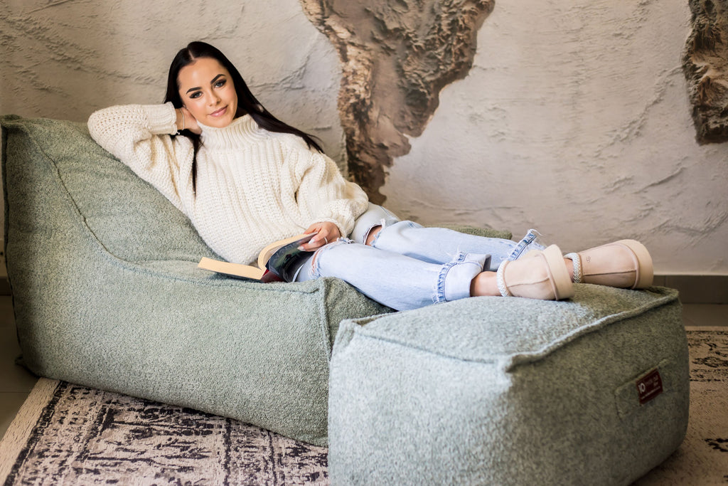 Bouclé Daybed Chair