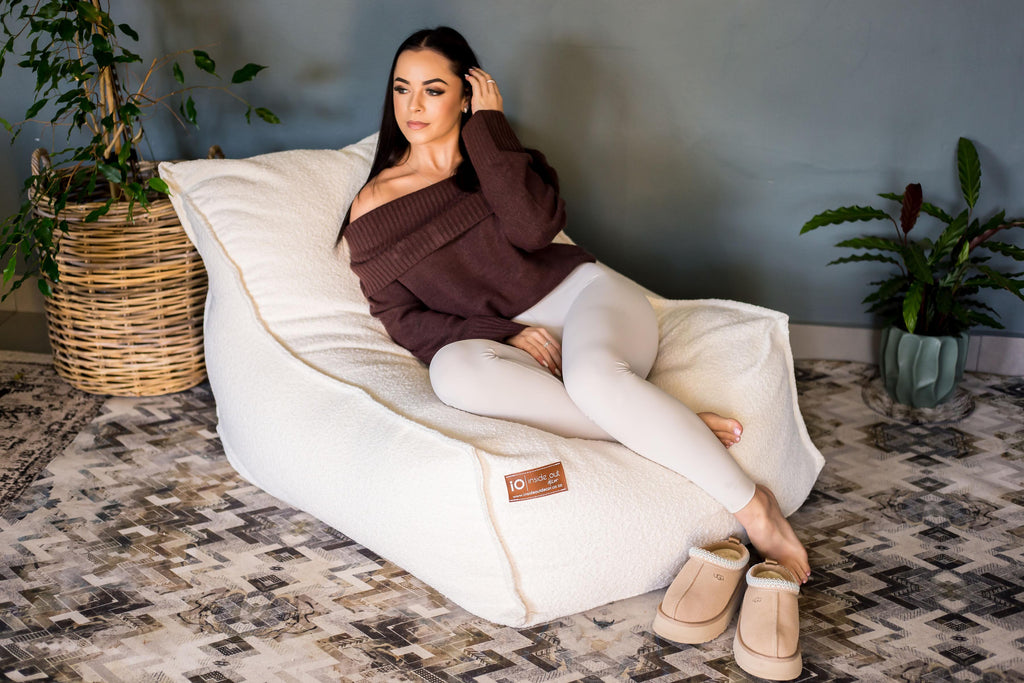 Bouclé Daybed Chair