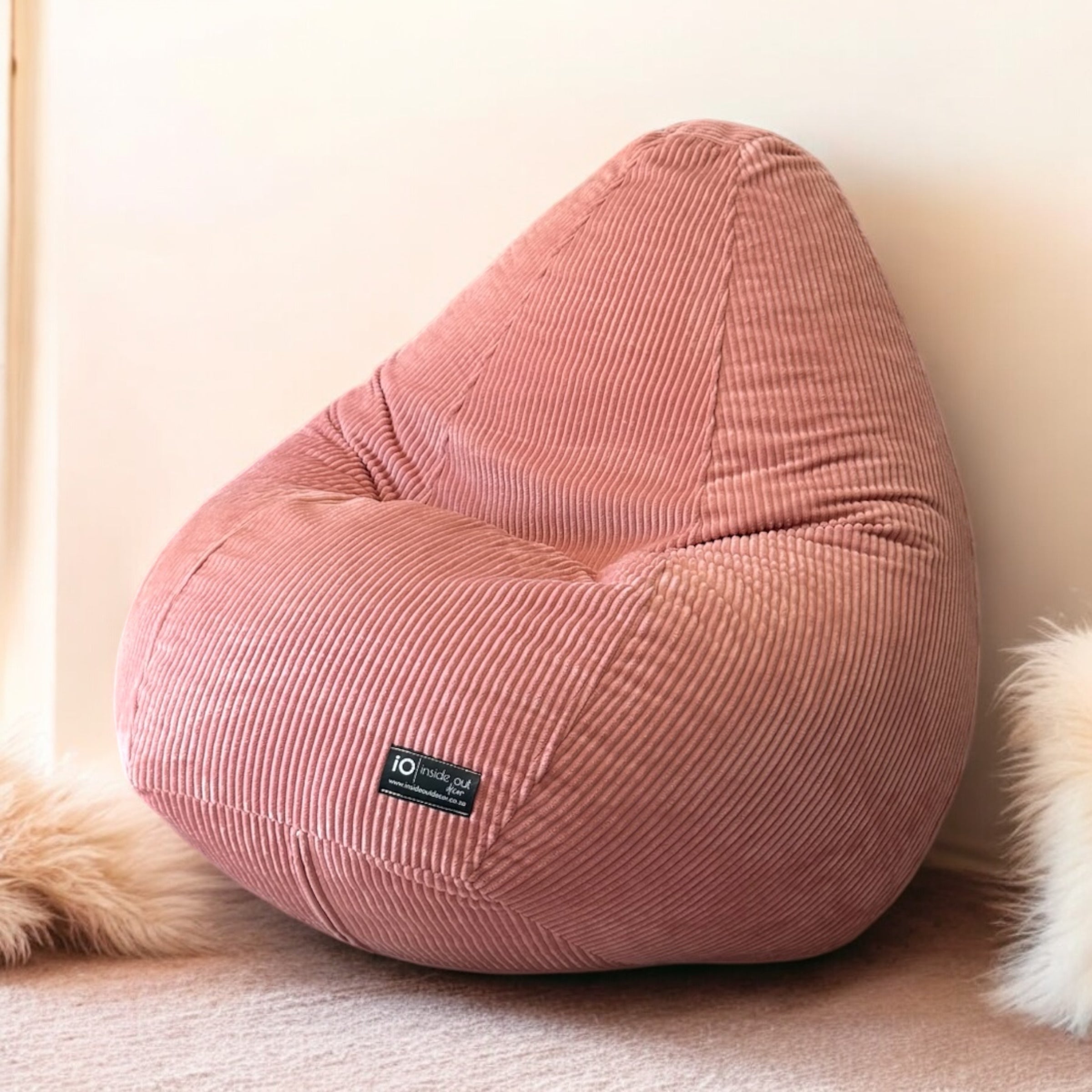 Slade Beanbag