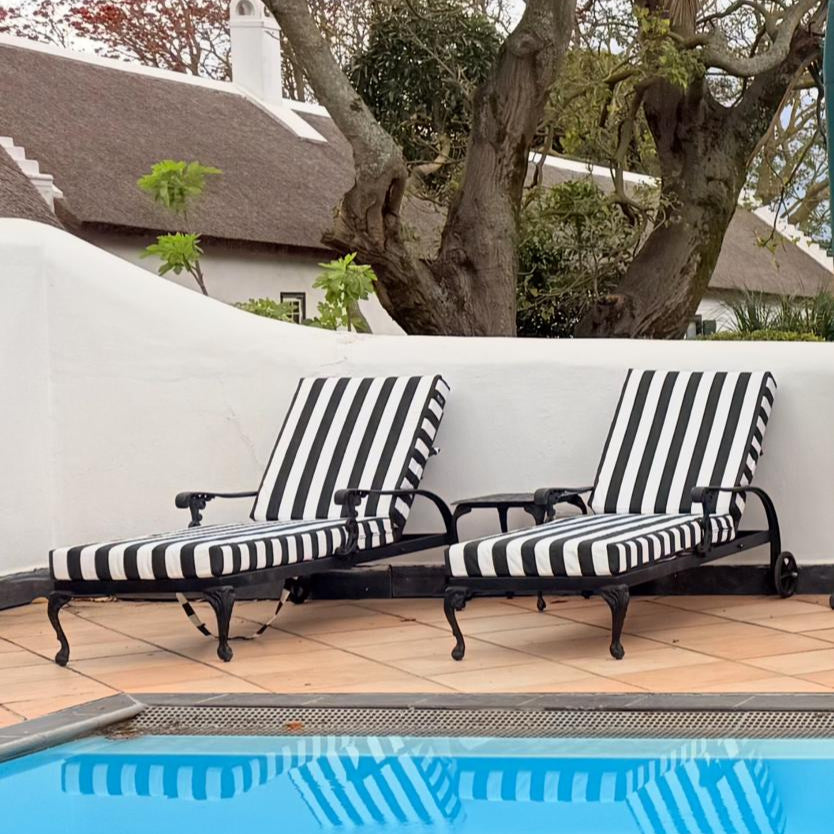 Cushions for pool loungers, Cushions for pool chairs – Inside Out